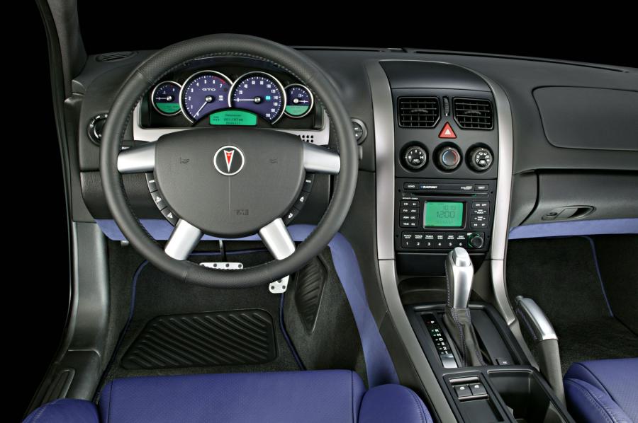 Торпедо Pontiac GTO 2004 года  (фото 9 из 45)